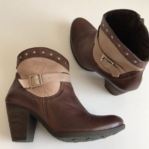 Eric Michael handmade in Spain studs, 2 tone boots